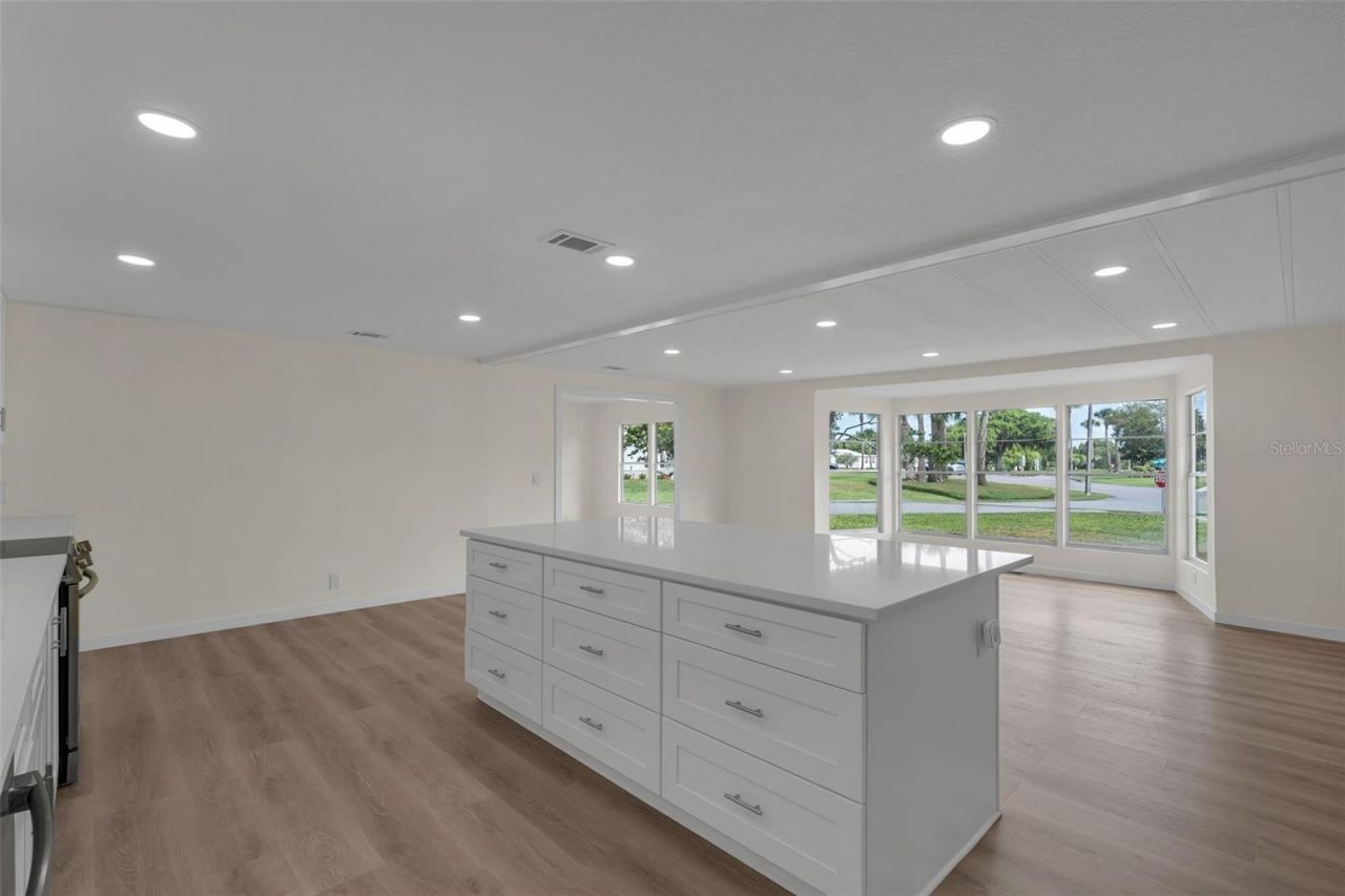 2153 Oak Grove Drive, Unit 73, Zellwood, FL 32798 Photo