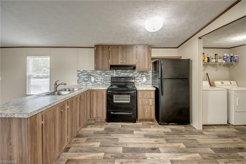 352 Sacramento St , North Fort Myers, FL 33903 Photo