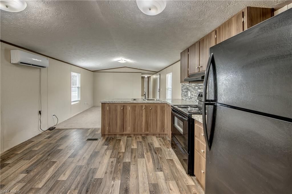 352 Sacramento St , North Fort Myers, FL 33903 Photo