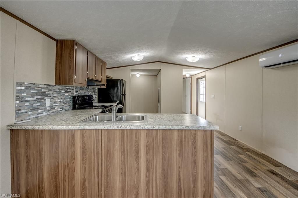 352 Sacramento St , North Fort Myers, FL 33903 Photo