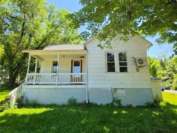 230 Low Street , Bonne Terre, MO 63628