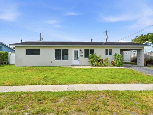 6 SE 14th Court, Deerfield Beach, FL 33441