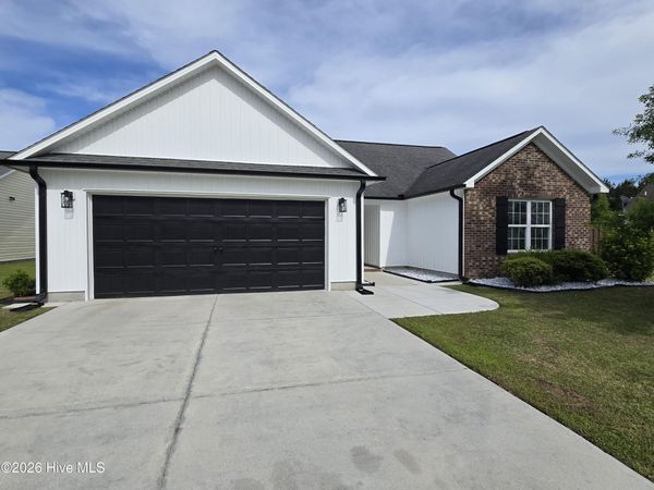 302 Kingston Road, Jacksonville, NC 28546