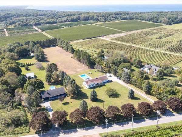 3715 Hortons Lane , Southold, NY 11971