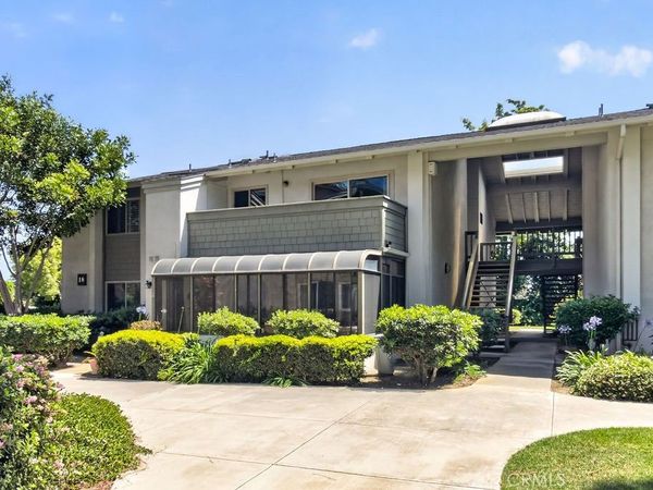 8633 Portola Court, Unit 18F, Huntington Beach, CA 92646