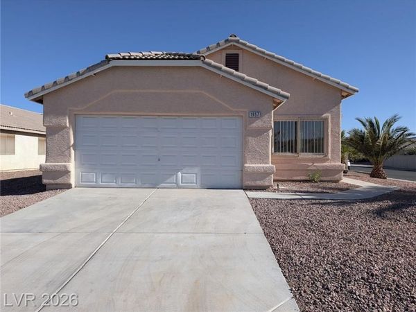 1957 Tallow Tree Avenue, North Las Vegas, NV 89032