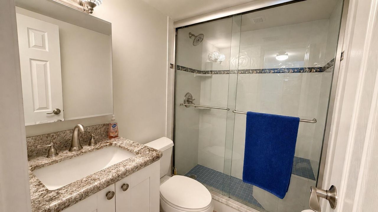 88500 Overseas Highway, Unit APT 424, Tavernier, FL 33070 Photo
