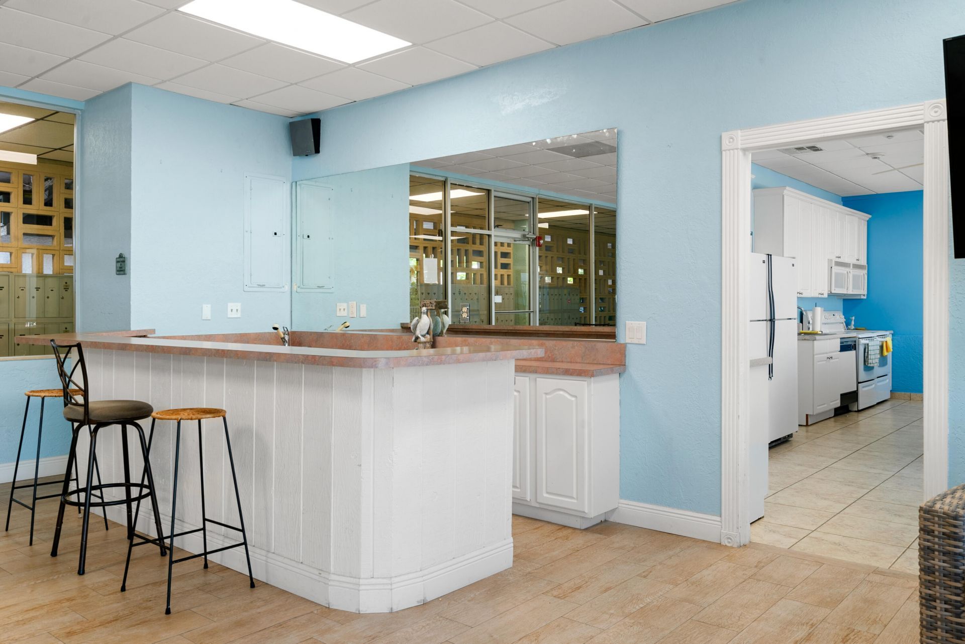 88500 Overseas Highway, Unit APT 424, Tavernier, FL 33070 Photo