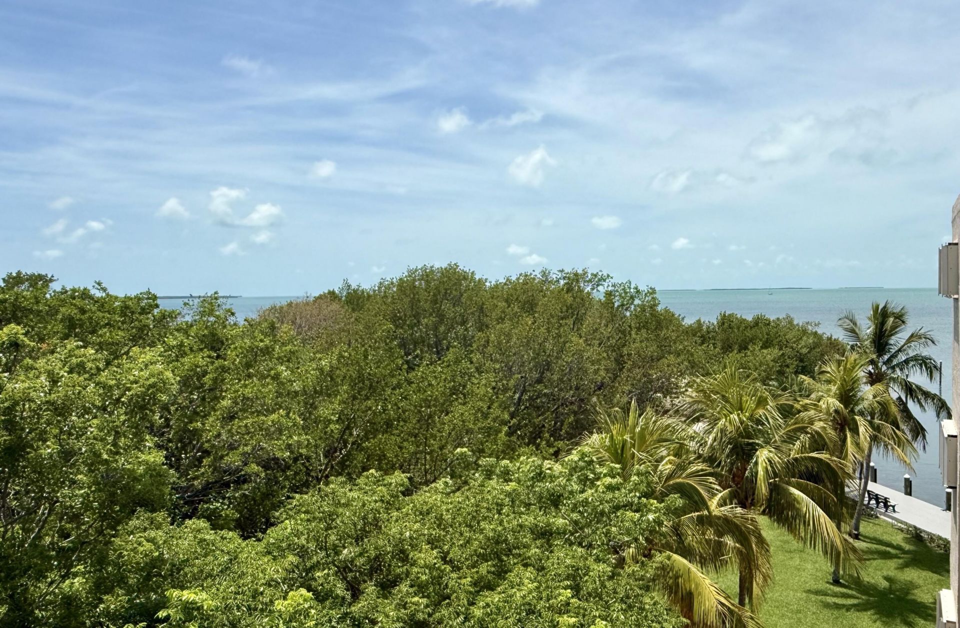 88500 Overseas Highway, Unit APT 424, Tavernier, FL 33070 Photo