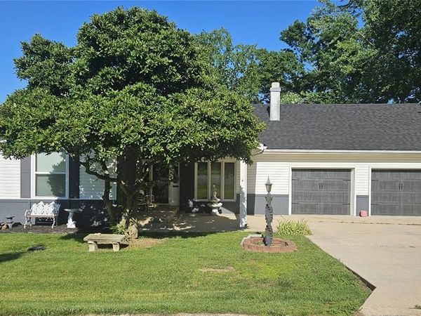 4 S Martin Street , Salem, MO 65560