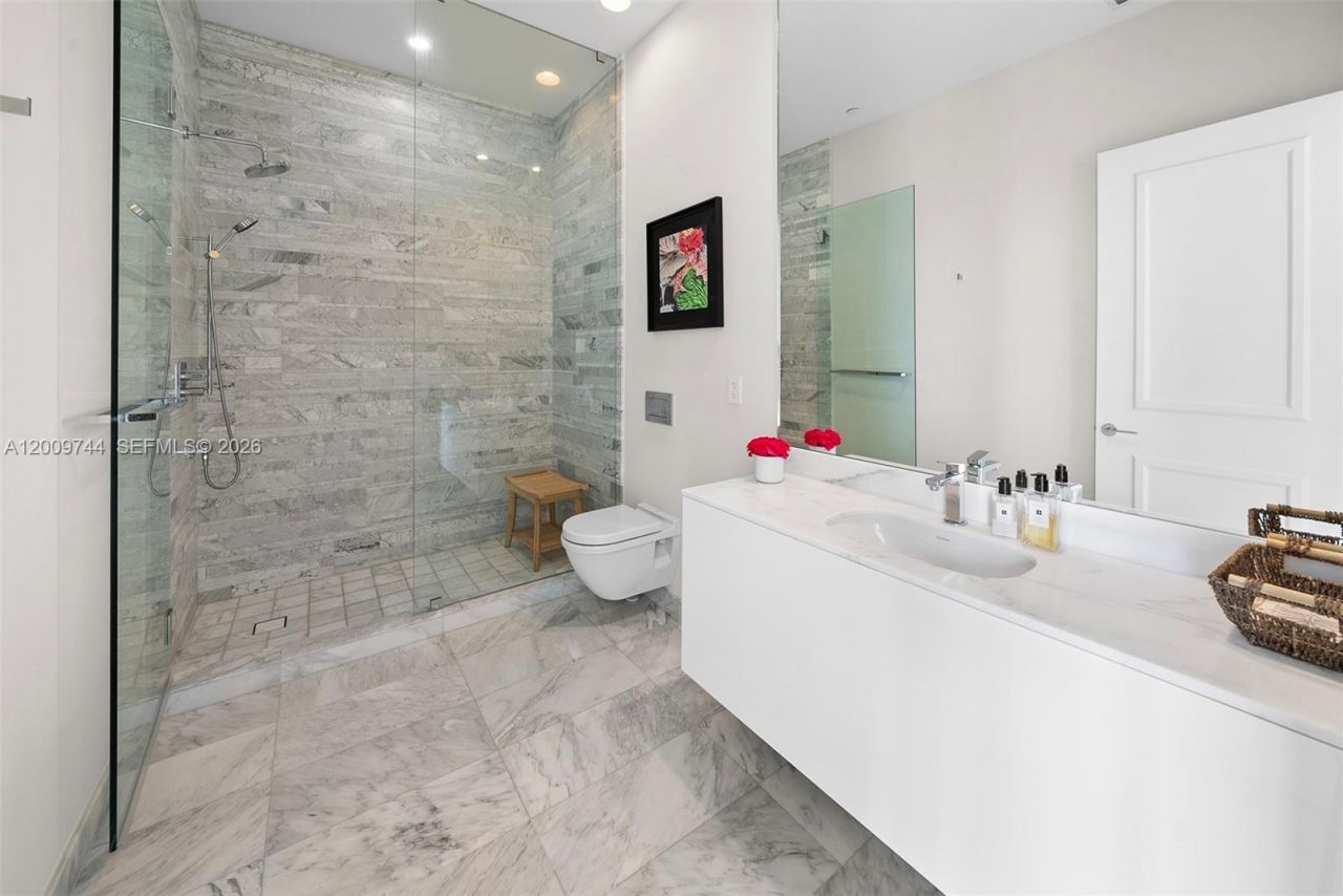 10201 Collins Ave , Unit UPH2803, Bal Harbour, FL 33154 Photo