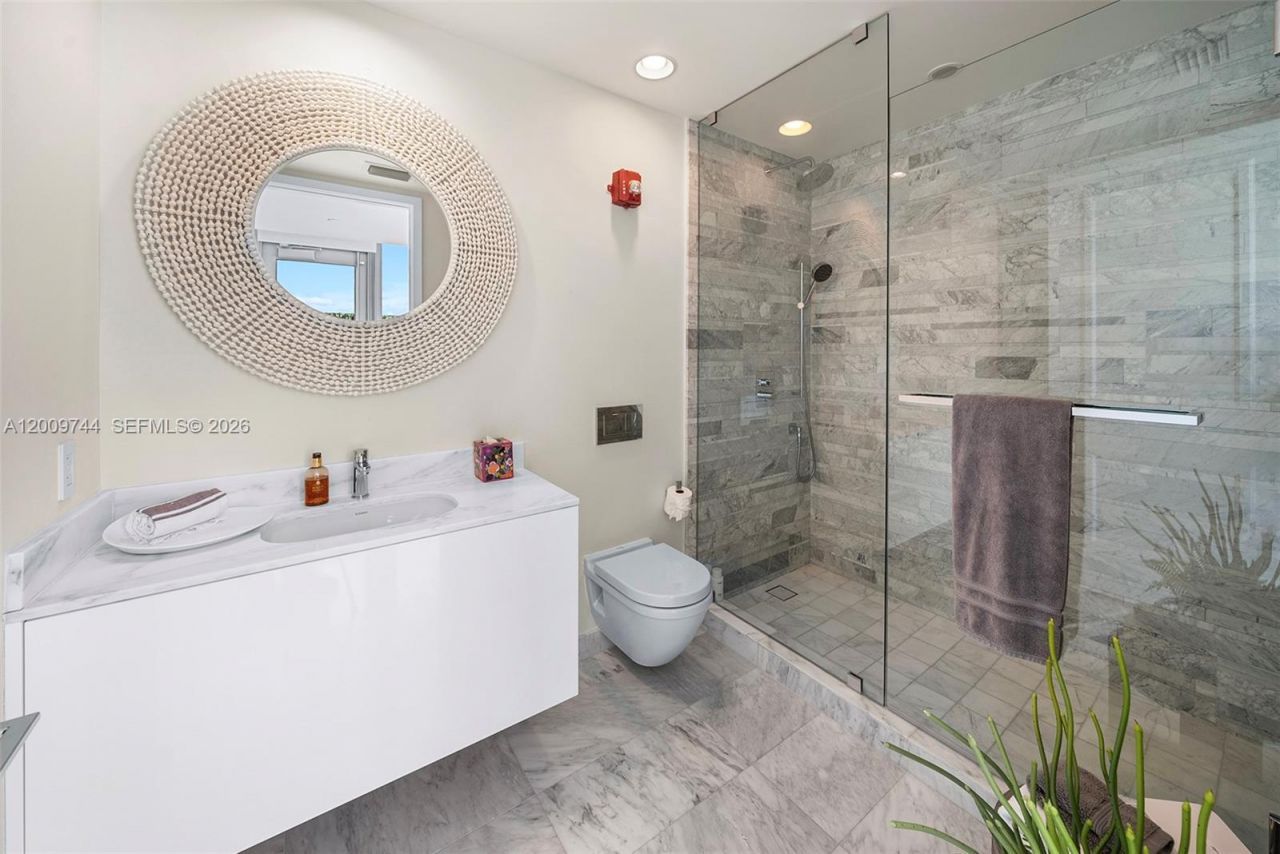 10201 Collins Ave , Unit UPH2803, Bal Harbour, FL 33154 Photo