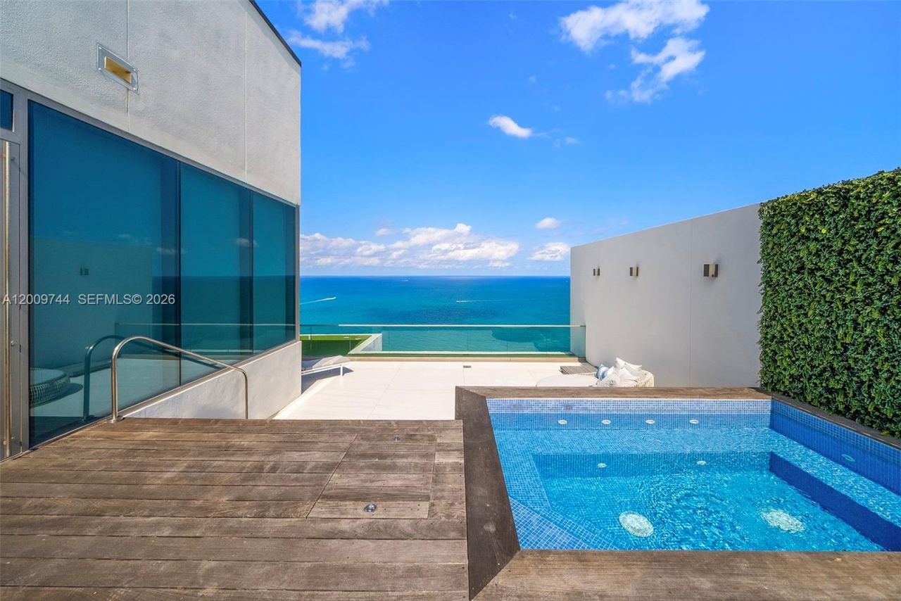 10201 Collins Ave , Unit UPH2803, Bal Harbour, FL 33154 Photo