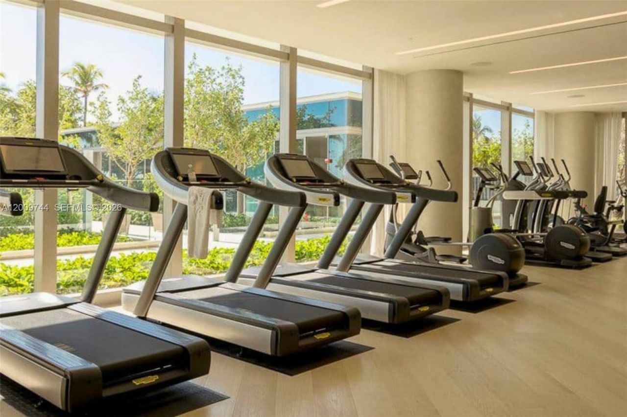 10201 Collins Ave , Unit UPH2803, Bal Harbour, FL 33154 Photo