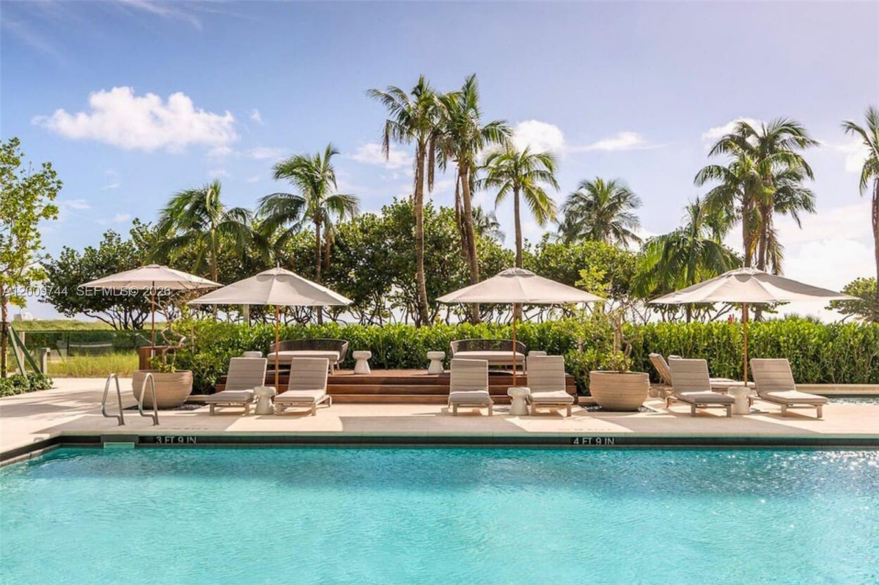 10201 Collins Ave , Unit UPH2803, Bal Harbour, FL 33154 Photo