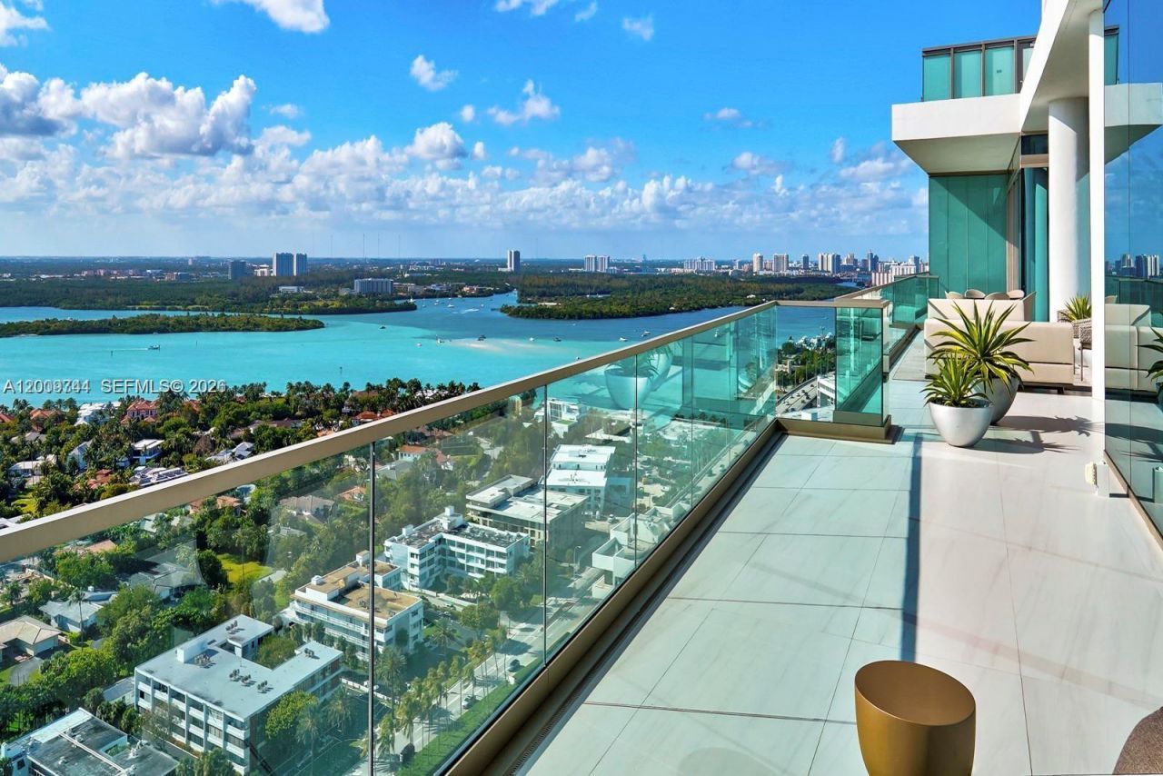 10201 Collins Ave , Unit UPH2803, Bal Harbour, FL 33154 Photo