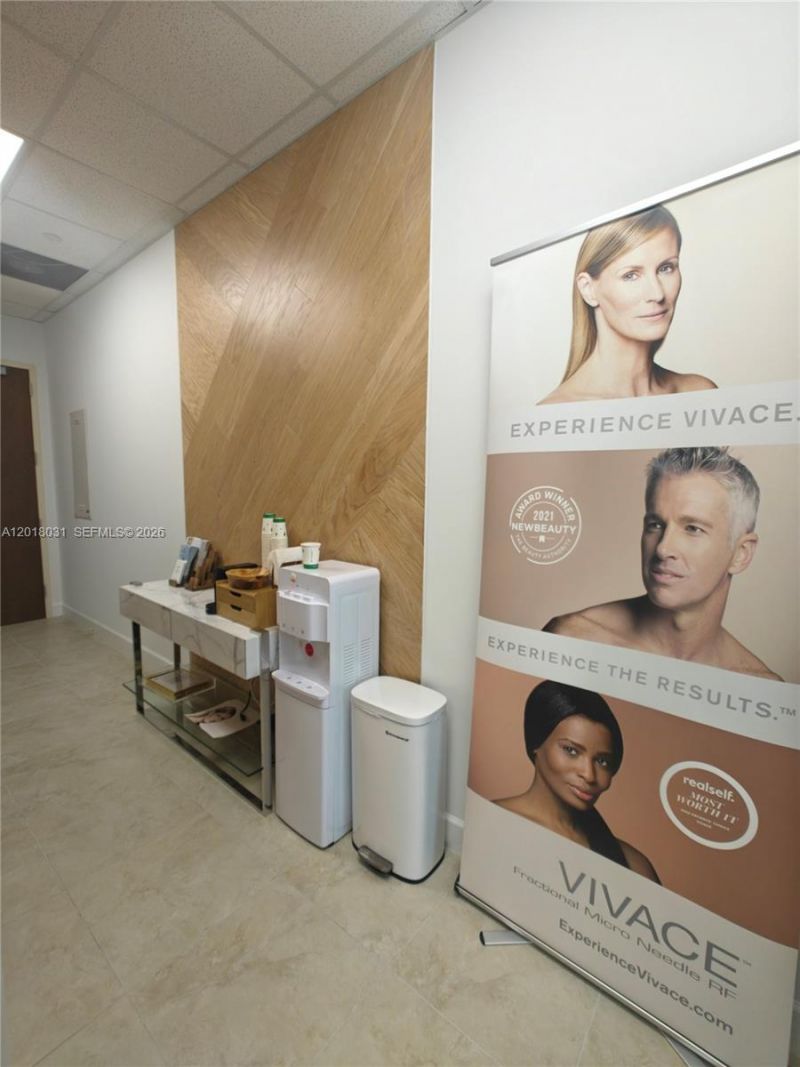 175 SW 7th St , Unit 2006, Miami, FL 33130 Photo
