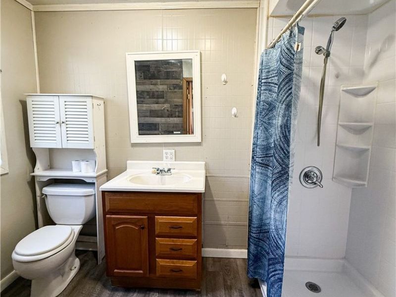 583 E 1st Street, Uhrichsville, OH 44683 Photo 11