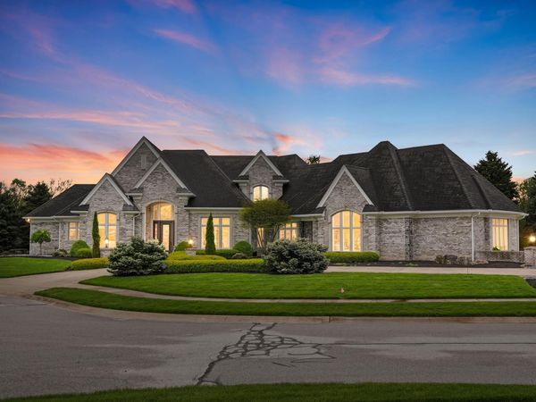 3817 Vermilion Cliffs, Fort Wayne, IN 46814