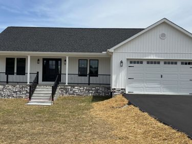 126 Sterlyn Drive, London, KY 40744