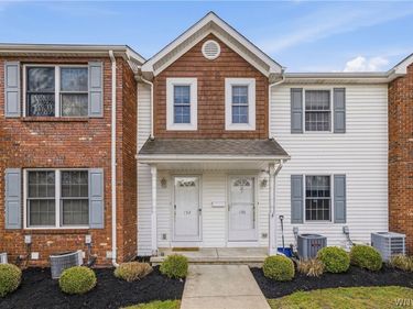 152 Olde Stone Lane, Lancaster, NY 14086