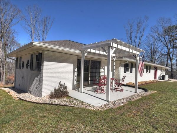 5383 Whitmire Drive, Gainesville, GA 30504