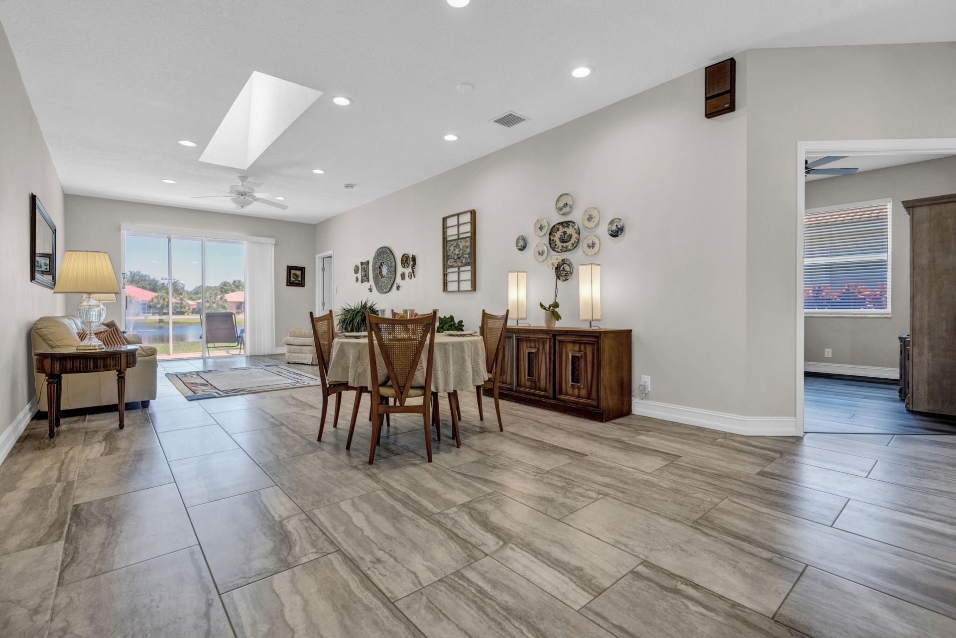 9532 N Crescent View Dr Drive N, Boynton Beach, FL 33437 Photo