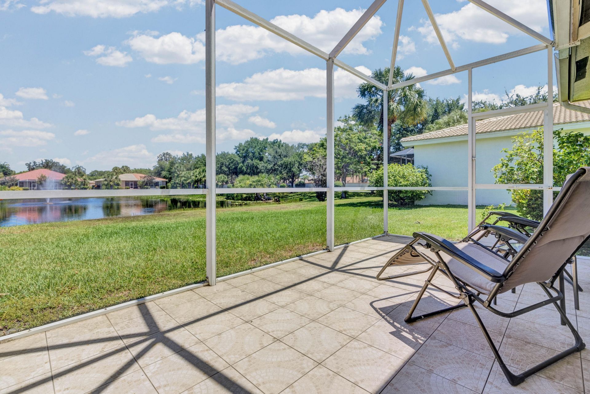 9532 N Crescent View Dr Drive N, Boynton Beach, FL 33437 Photo