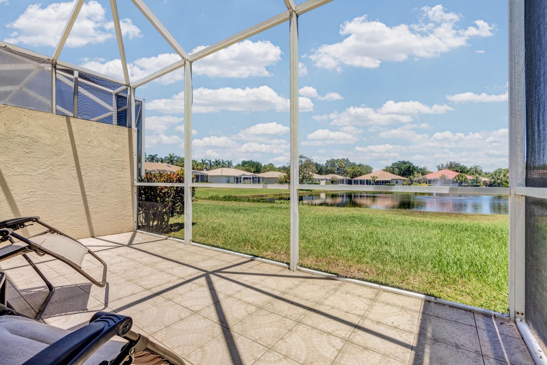 9532 N Crescent View Dr Drive N, Boynton Beach, FL 33437 Photo