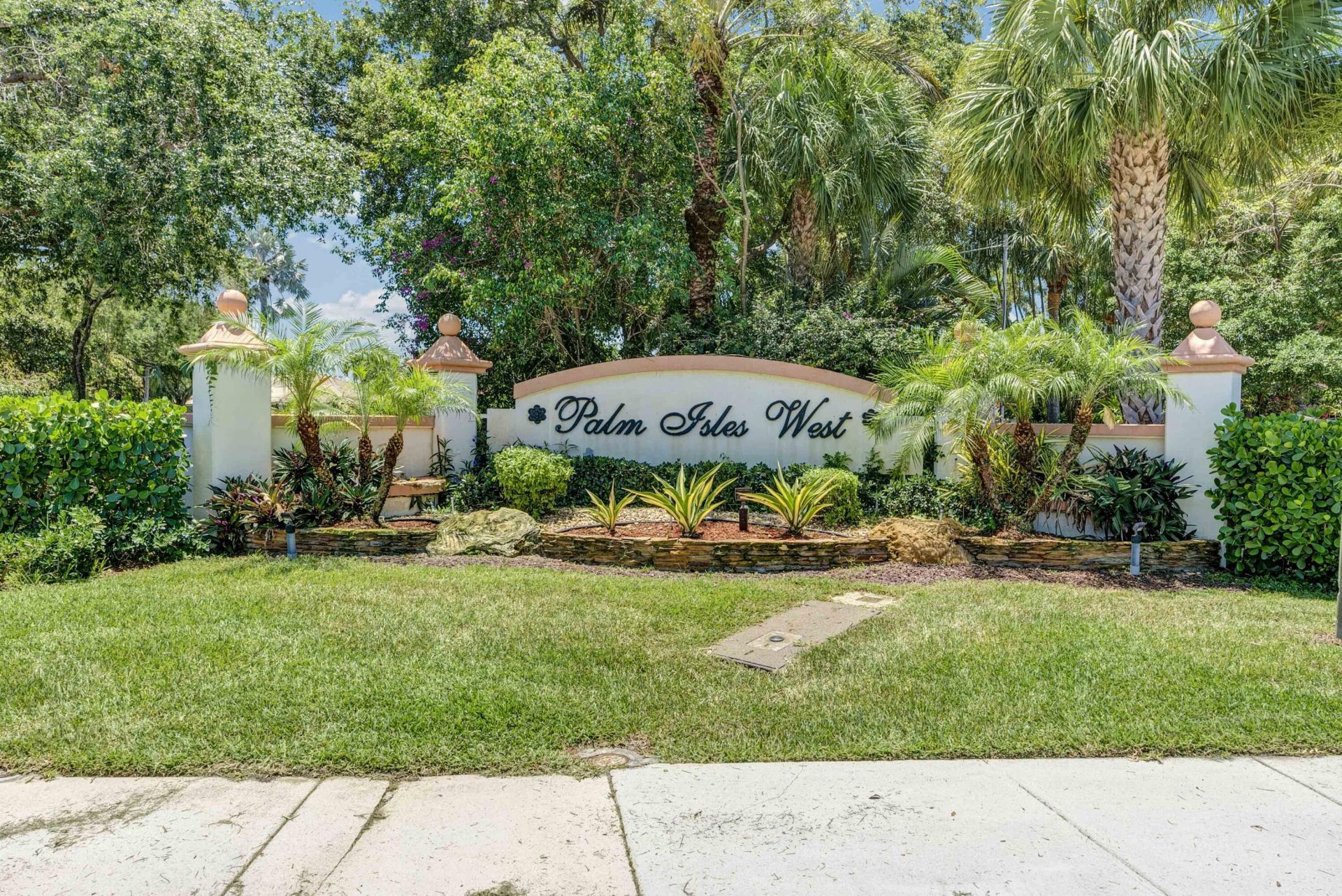 9532 N Crescent View Dr Drive N, Boynton Beach, FL 33437 Photo