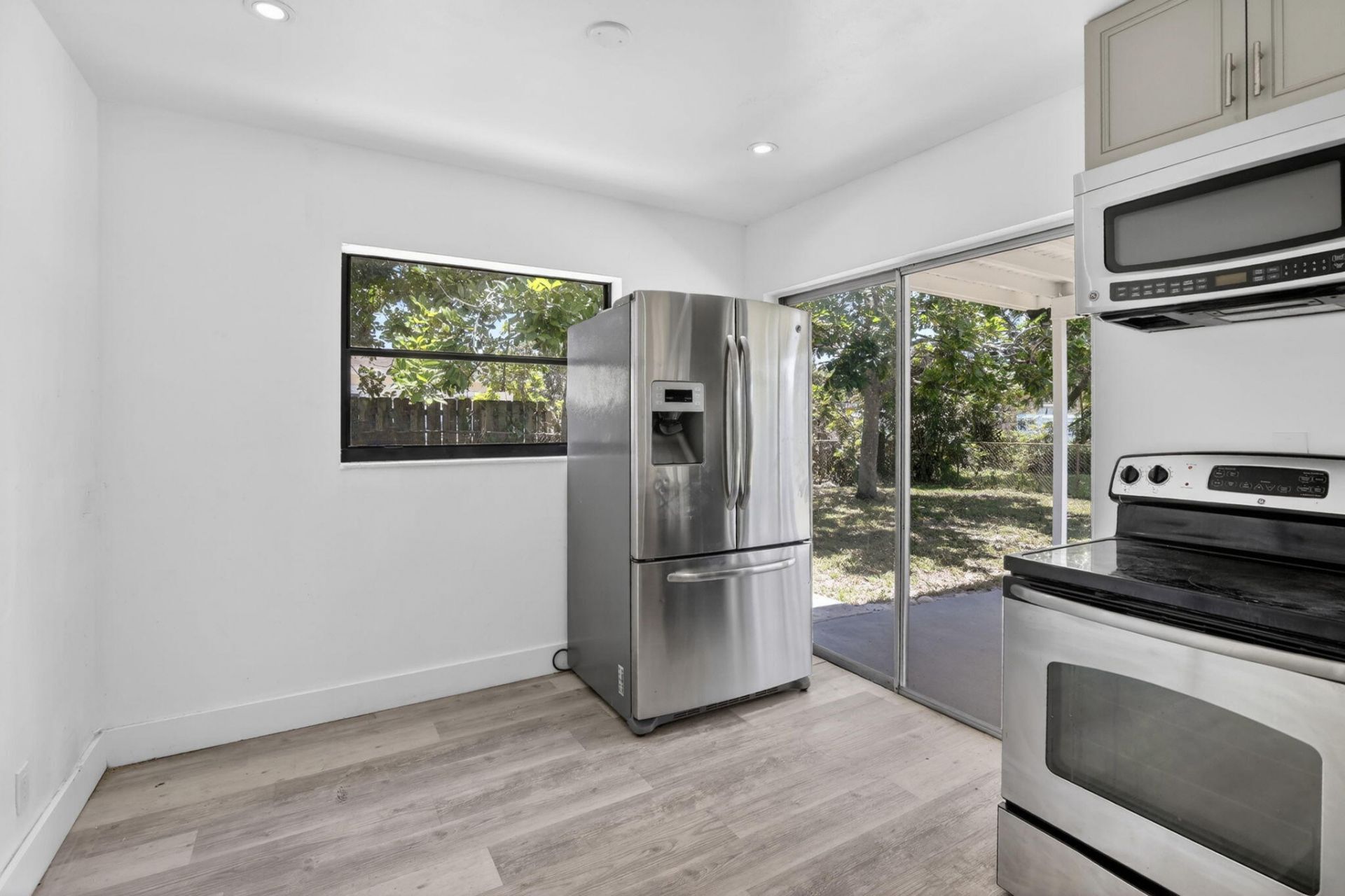 5804 NW 14th Street, Sunrise, FL 33313 Photo