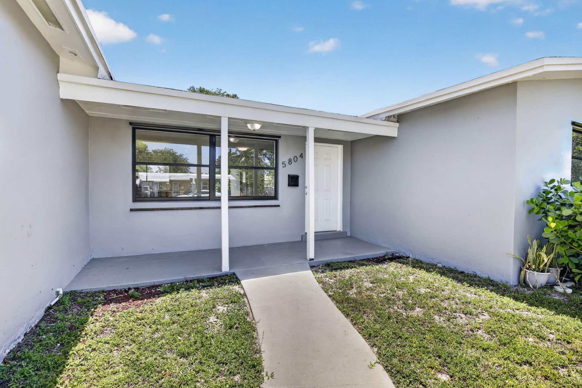 5804 NW 14th Street, Sunrise, FL 33313 Photo