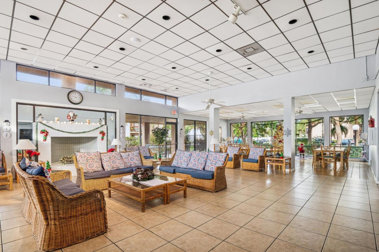 2307 SW 15th Street Sw, Unit 1, Deerfield Beach, FL 33442 Photo