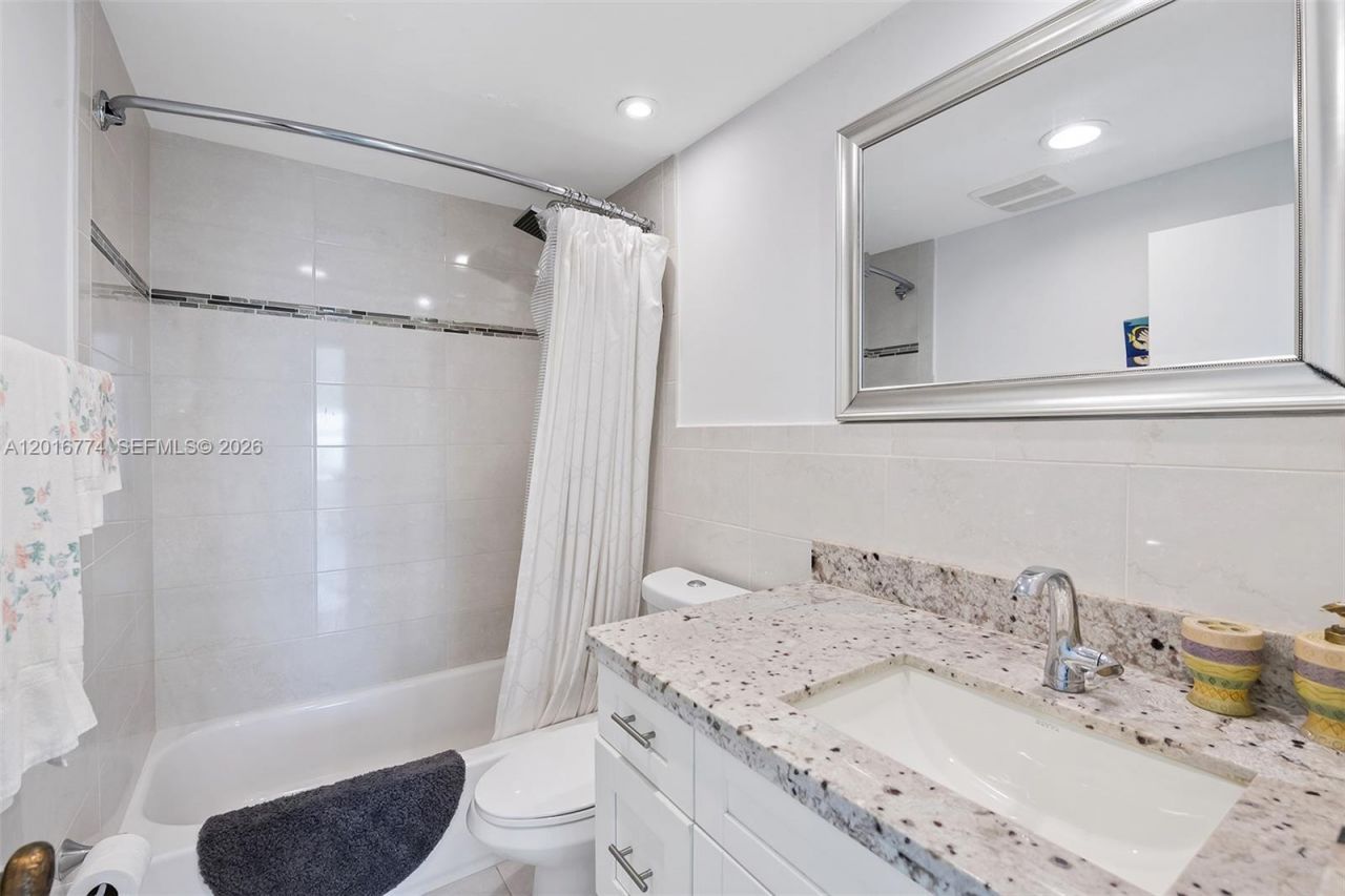 3111 N Ocean Dr , Unit 1110, Hollywood, FL 33019 Photo