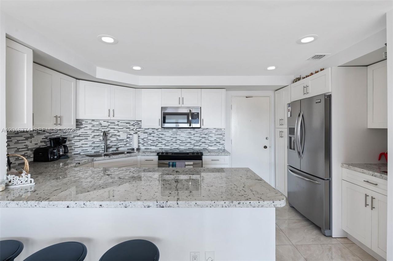 3111 N Ocean Dr , Unit 1110, Hollywood, FL 33019 Photo