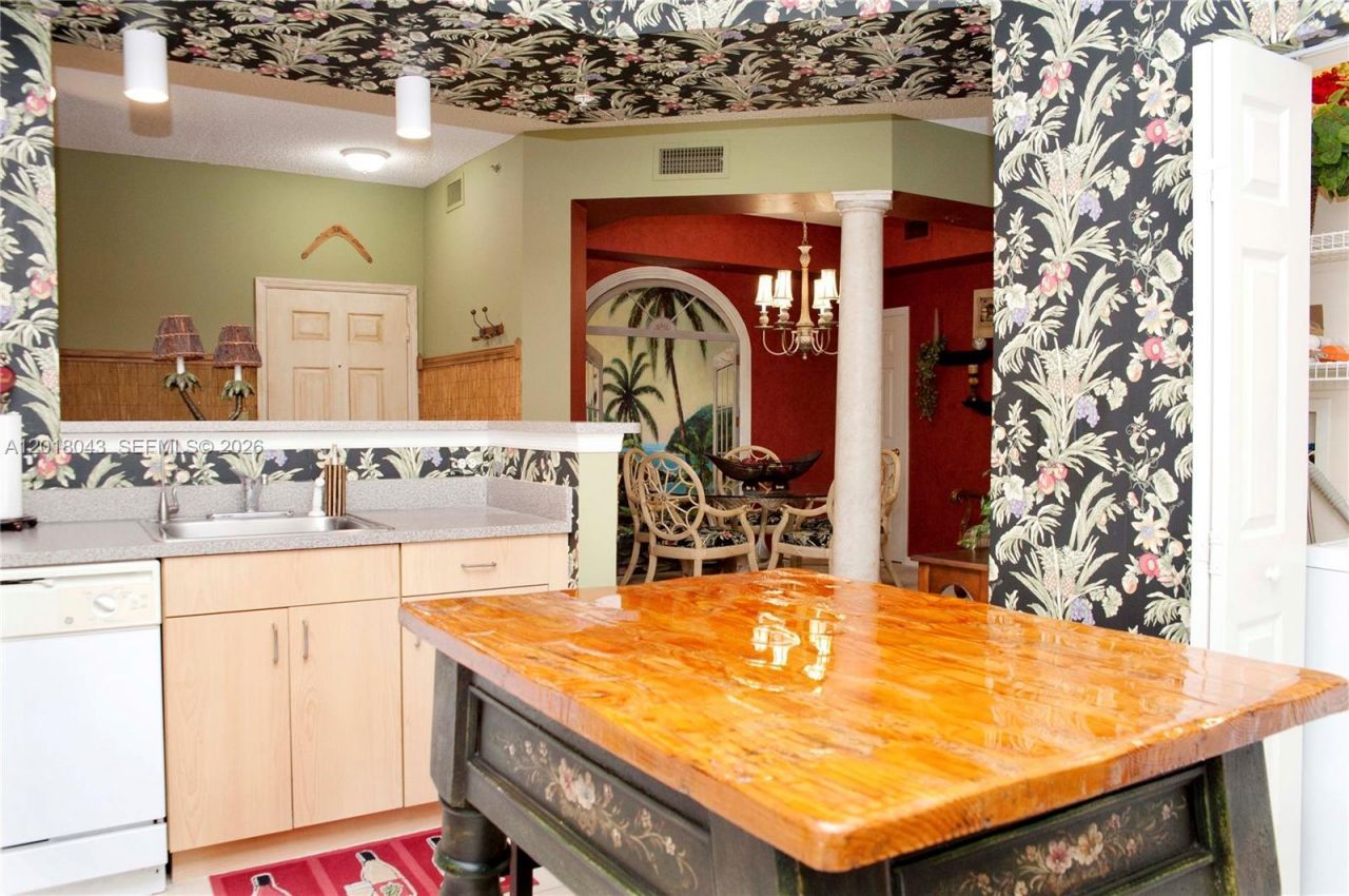 533 NE 3rd Ave, Unit 147, Fort Lauderdale, FL 33301 Photo