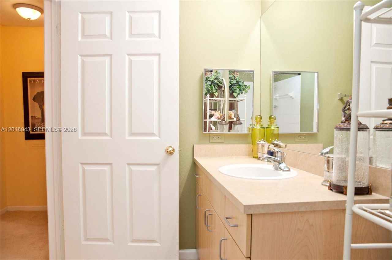 533 NE 3rd Ave, Unit 147, Fort Lauderdale, FL 33301 Photo