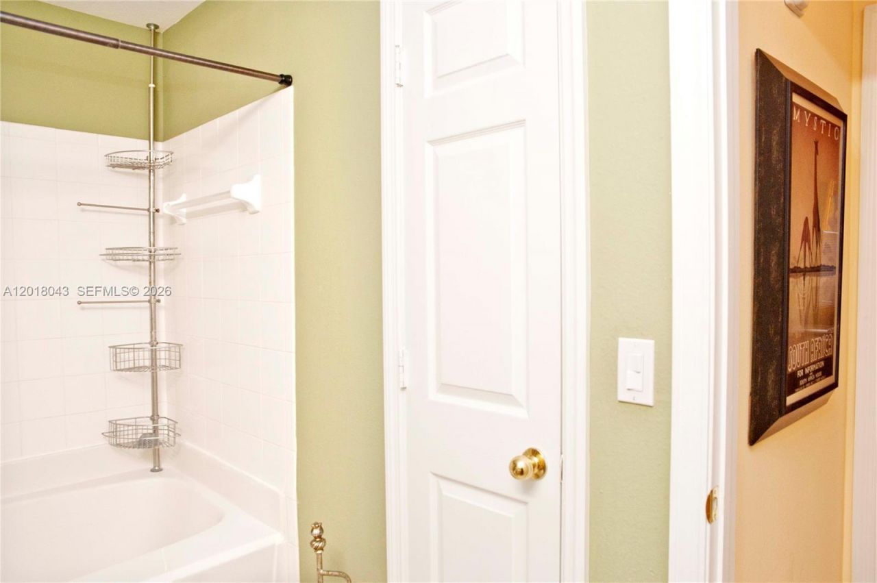 533 NE 3rd Ave, Unit 147, Fort Lauderdale, FL 33301 Photo