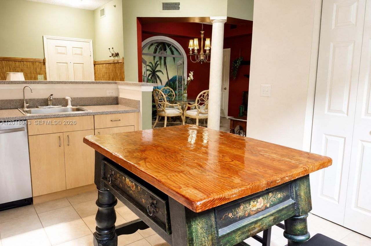 533 NE 3rd Ave, Unit 147, Fort Lauderdale, FL 33301 Photo