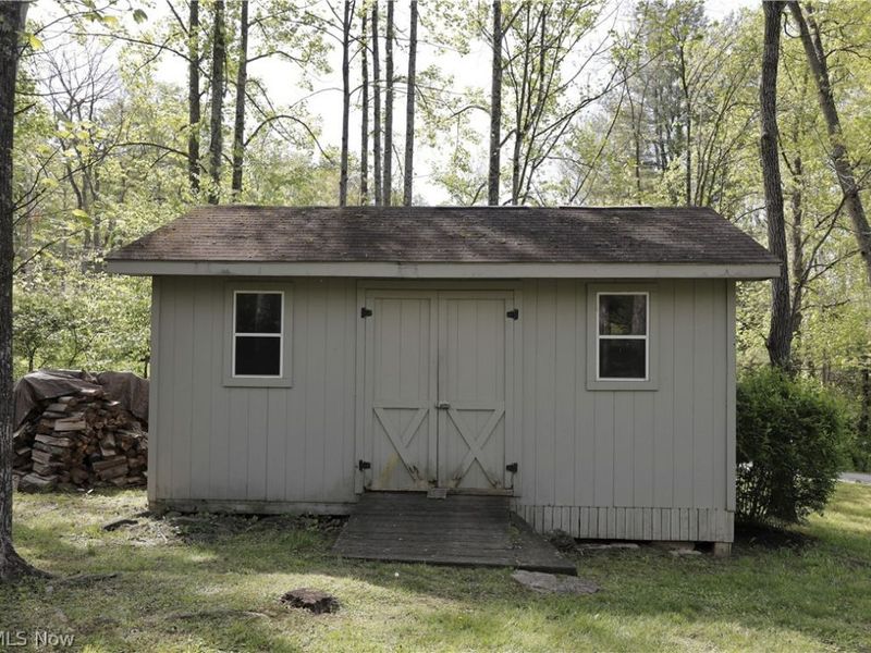7714 Lucerne Dr, Millersburg, OH 44654 Photo 6