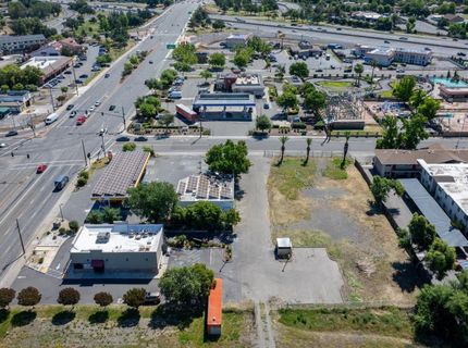 5090 Hillsdale Blvd, Sacramento, CA 95842 Photo