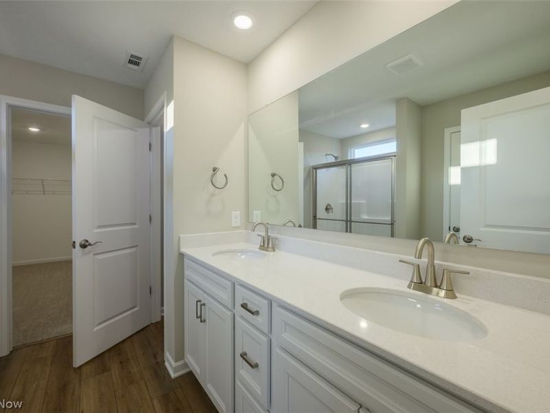 3762 Kelli Terrace, Green, OH 44685 Photo 8