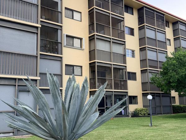 2601 NE 14th Street, Unit #535, Pompano Beach, FL 33062