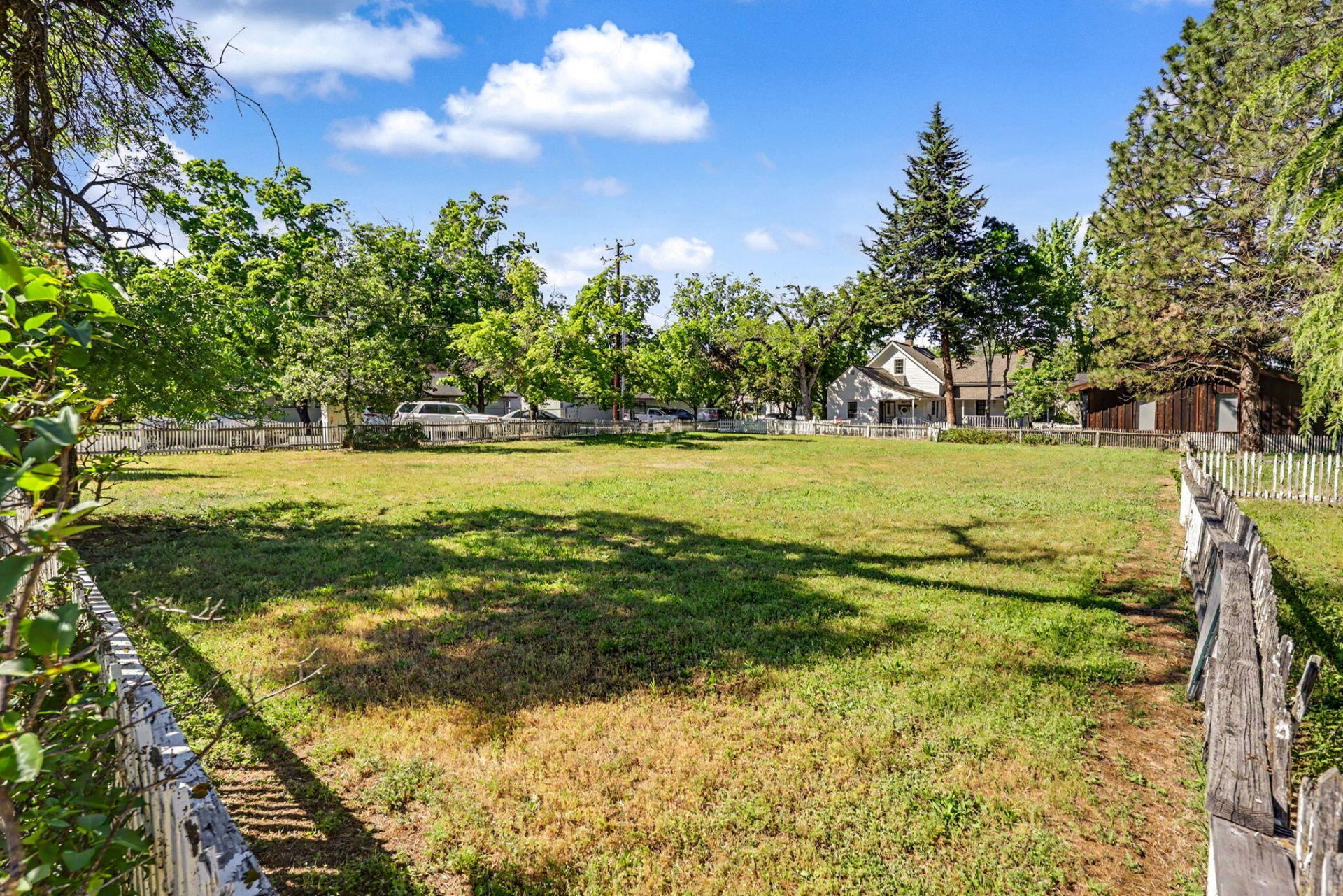 0 E 'c' Street, Jacksonville, OR 97530 Main Photo