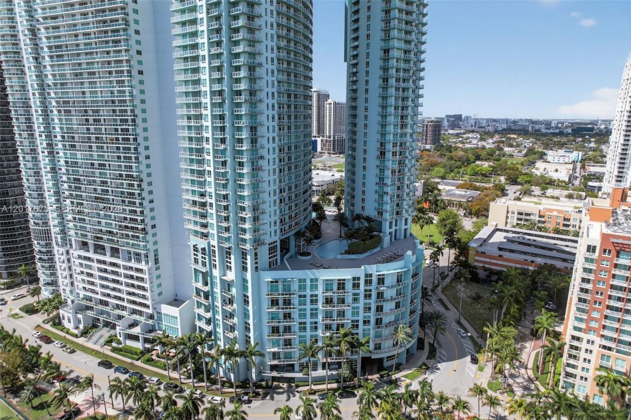 Please Call For Address, Unit 4606, Miami, FL 33132 Photo