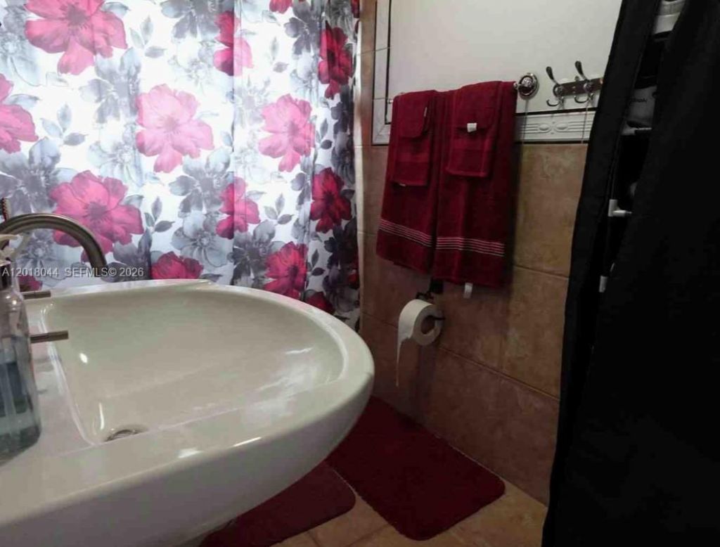 9260 SW 164th St , Palmetto Bay, FL 33157 Photo