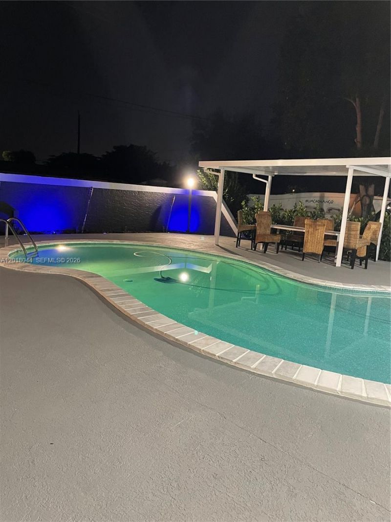 9260 SW 164th St , Palmetto Bay, FL 33157 Photo