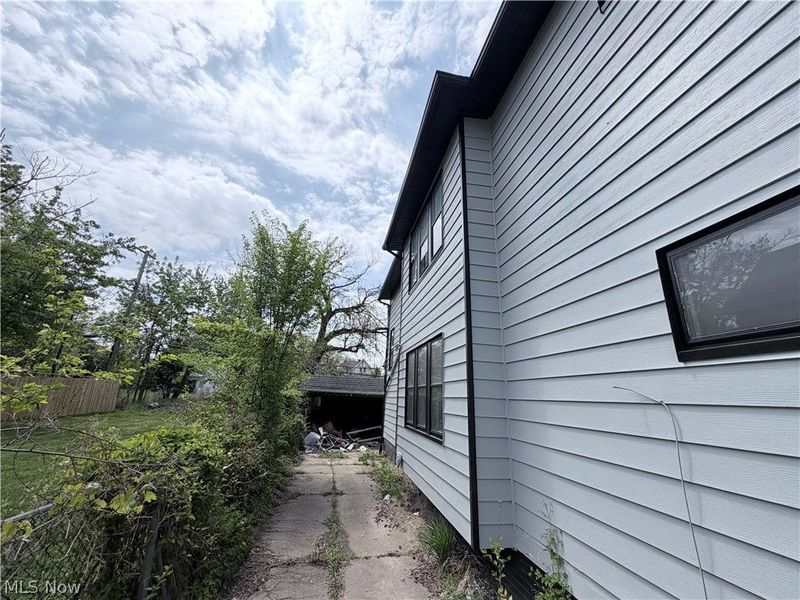 13508 Mann Avenue, East Cleveland, OH 44112 Photo 3