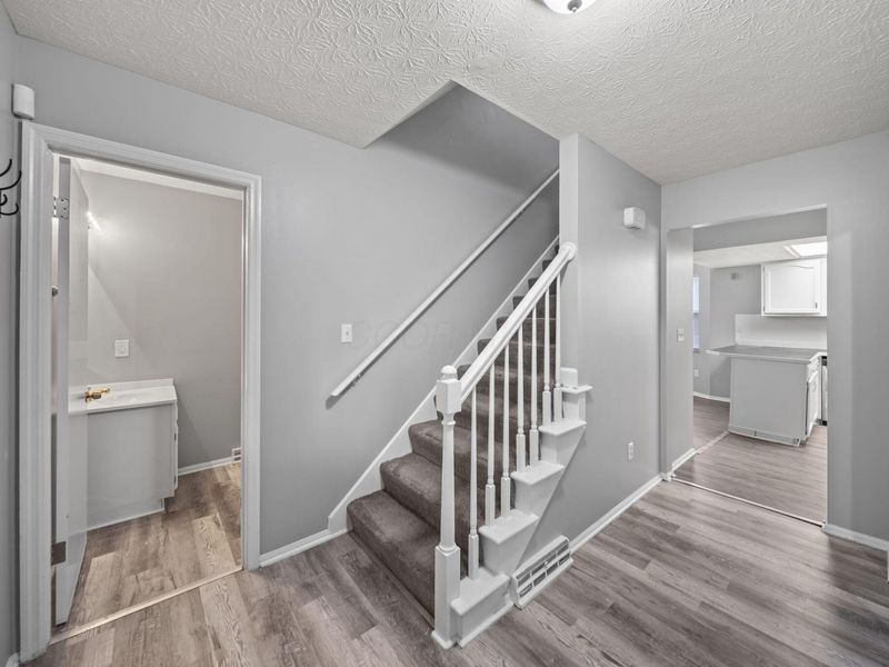 2227 Lilacwood Avenue, Columbus, OH 43229 Photo 10