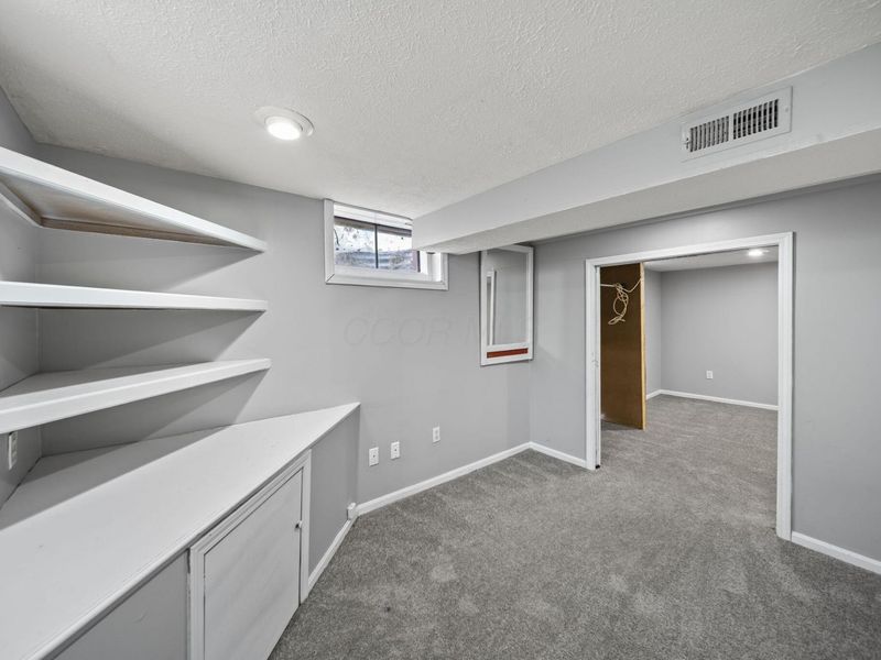 2227 Lilacwood Avenue, Columbus, OH 43229 Photo 58